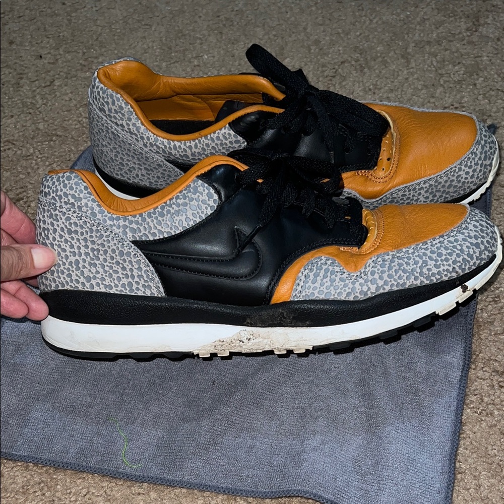 Nike Air Safari NRG 2012 Men's Dunk Print Sneakers